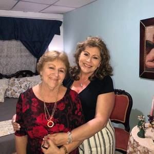 Meet your Posher, Mariluz